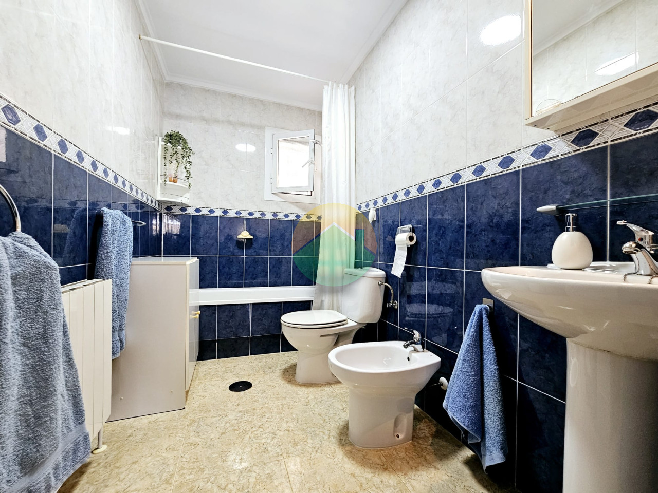 3 Bedroom Detached For Sale