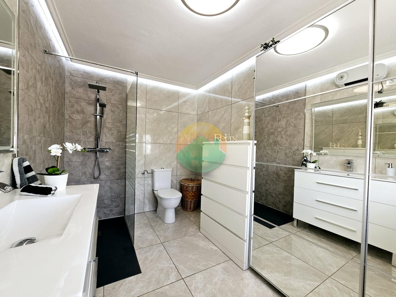 3 Bedroom Detached For Sale