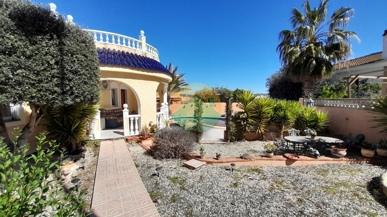 3 Bedroom Detached For Sale