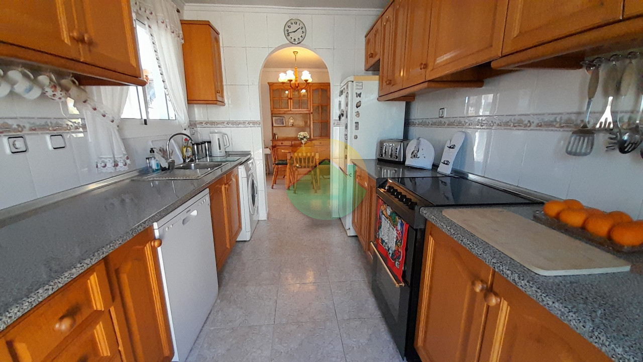 3 Bedroom Detached For Sale