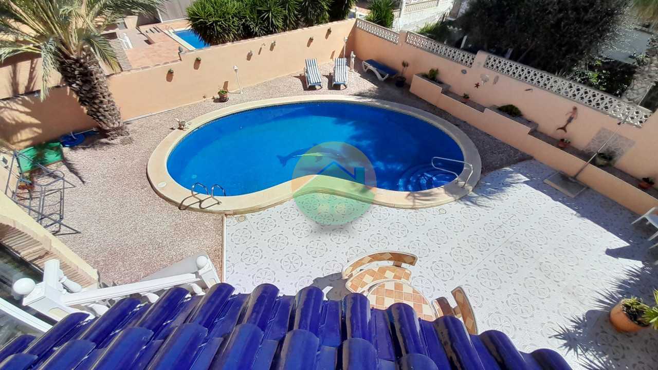 3 Bedroom Detached For Sale