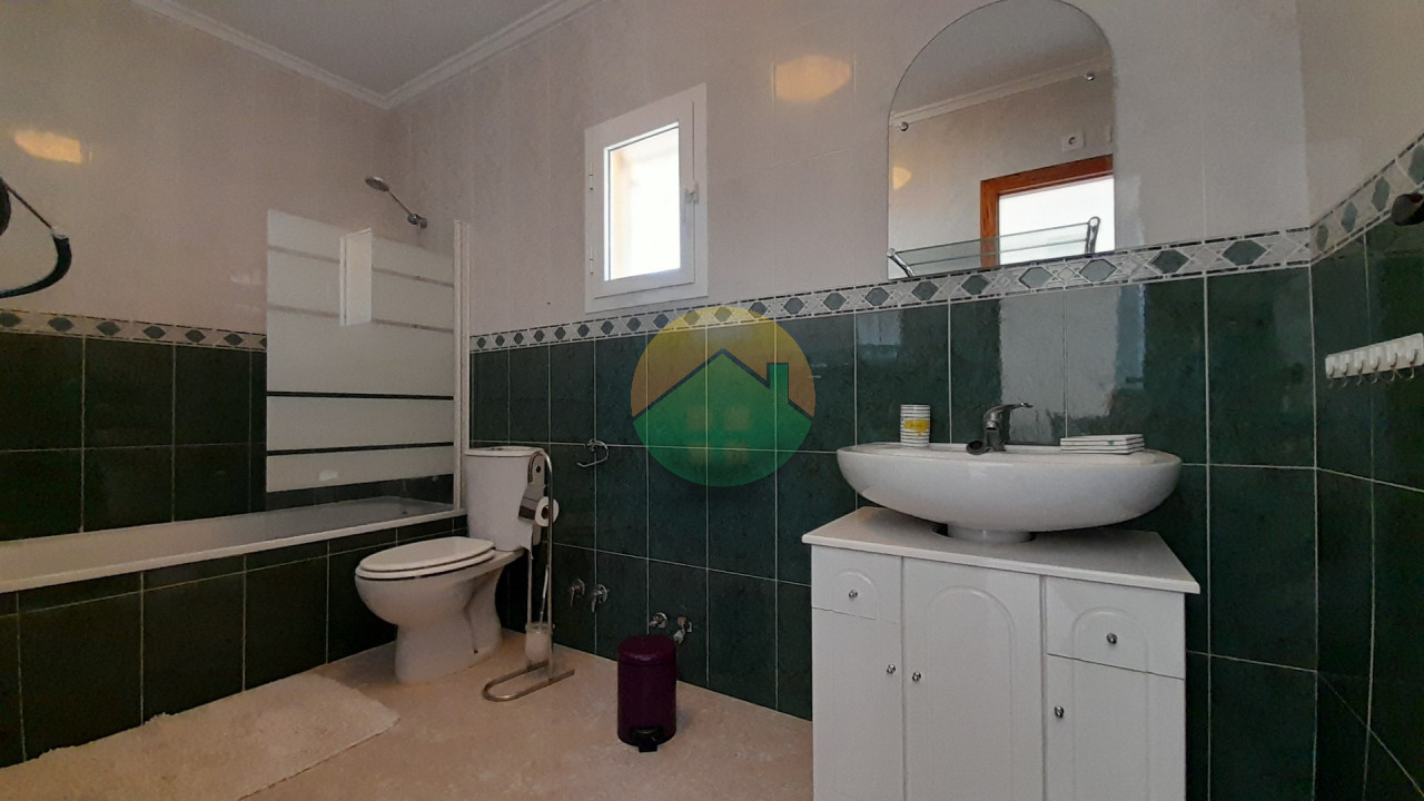 3 Bedroom Detached For Sale