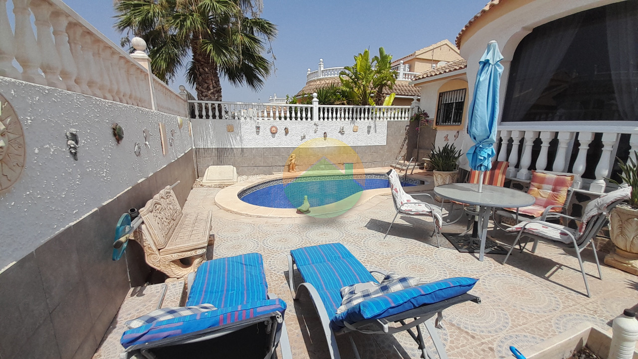 3 Bedroom Detached For Sale