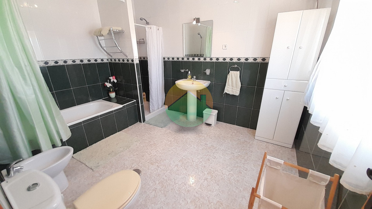3 Bedroom Detached For Sale