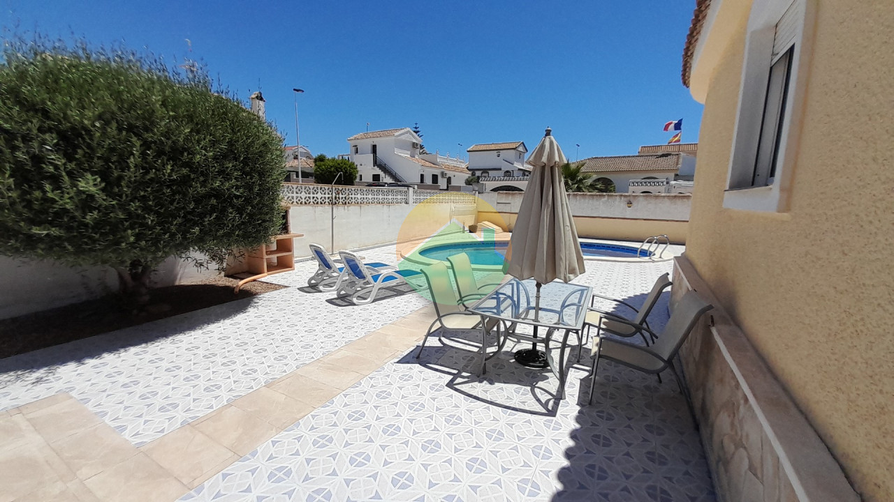 3 Bedroom Detached For Sale