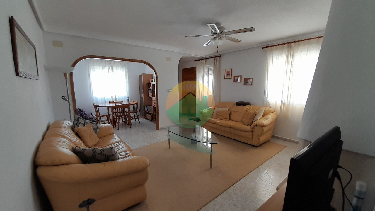 3 Bedroom Detached For Sale