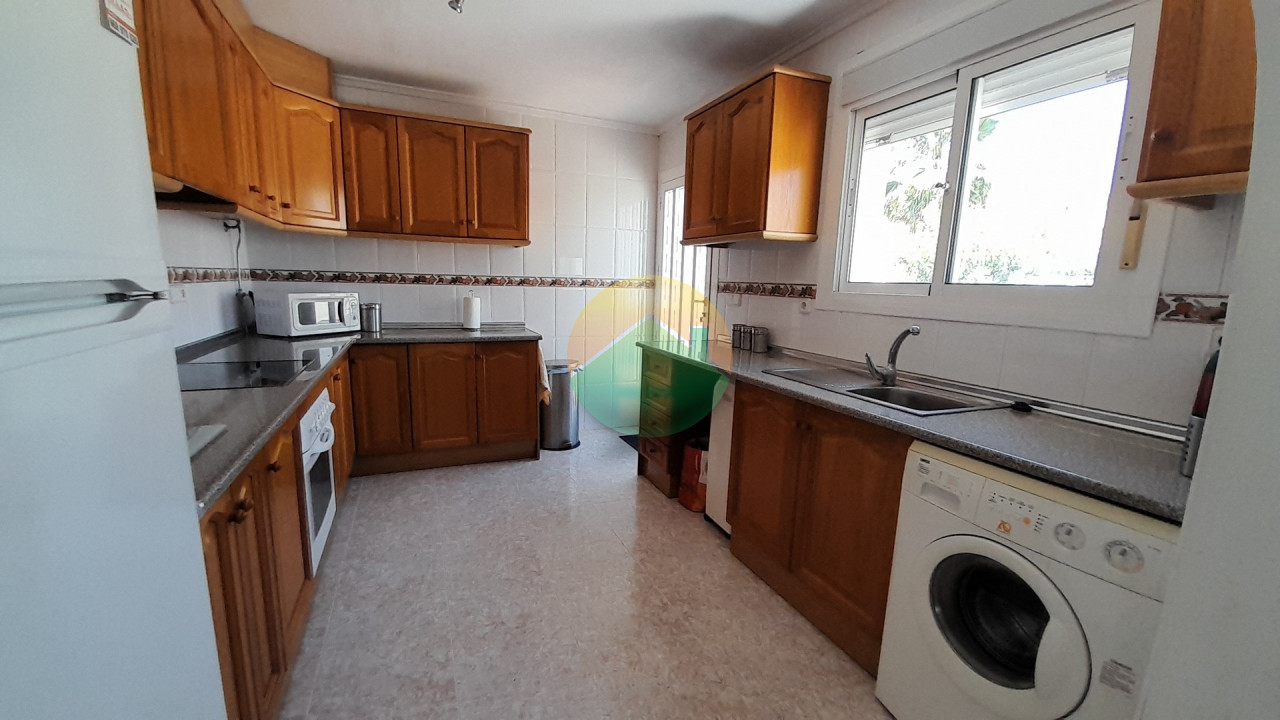 3 Bedroom Detached For Sale