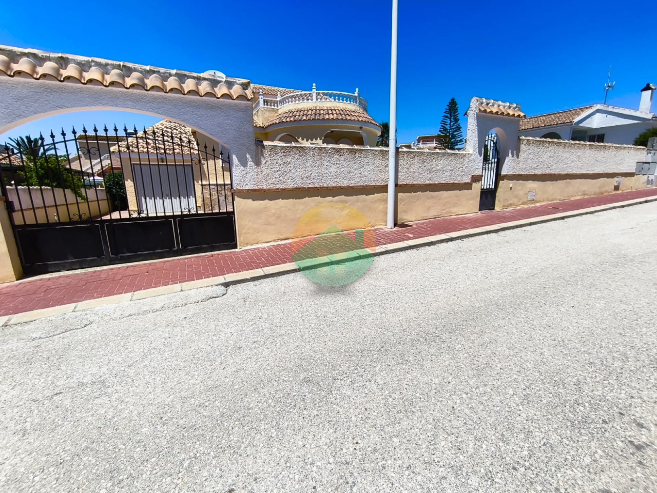 3 Bedroom Detached For Sale
