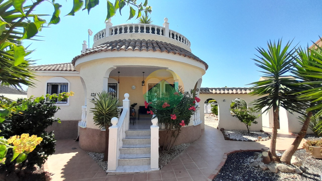 3 Bedroom Detached For Sale