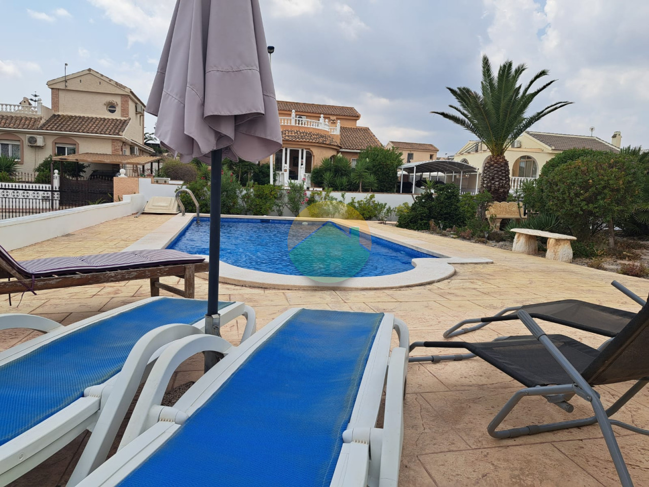 3 Bedroom Detached For Sale
