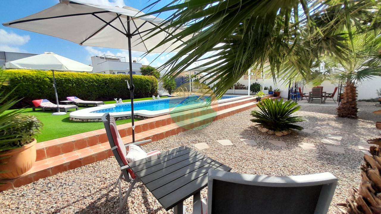 3 Bedroom Detached For Sale