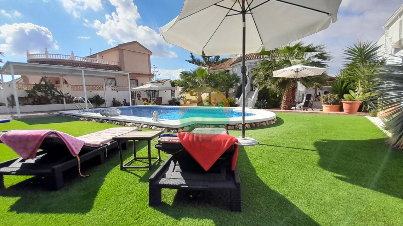 3 Bedroom Detached For Sale