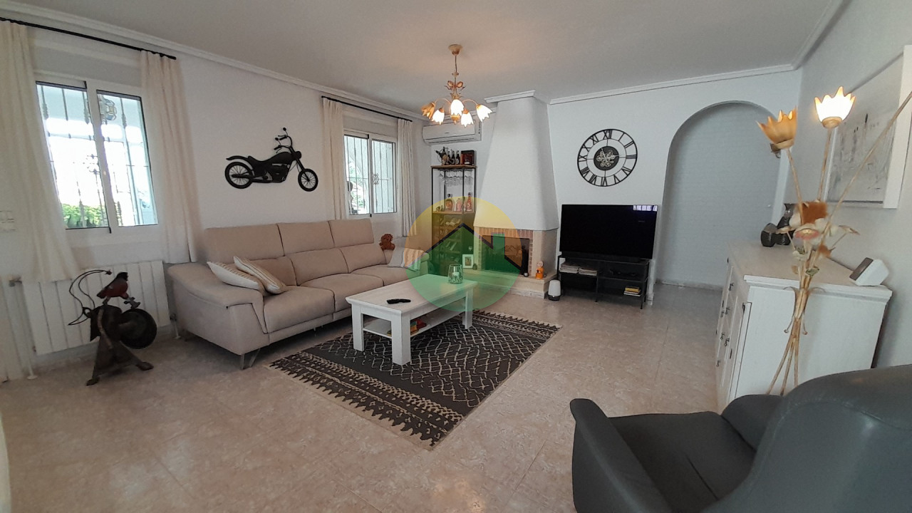 3 Bedroom Detached For Sale