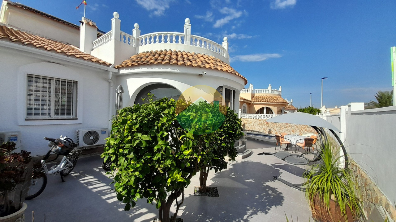 3 Bedroom Detached For Sale