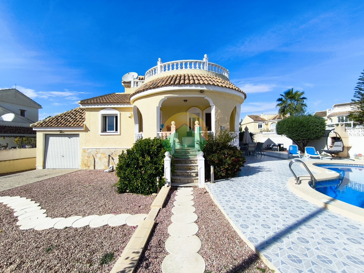 3 Bedroom Detached For Sale