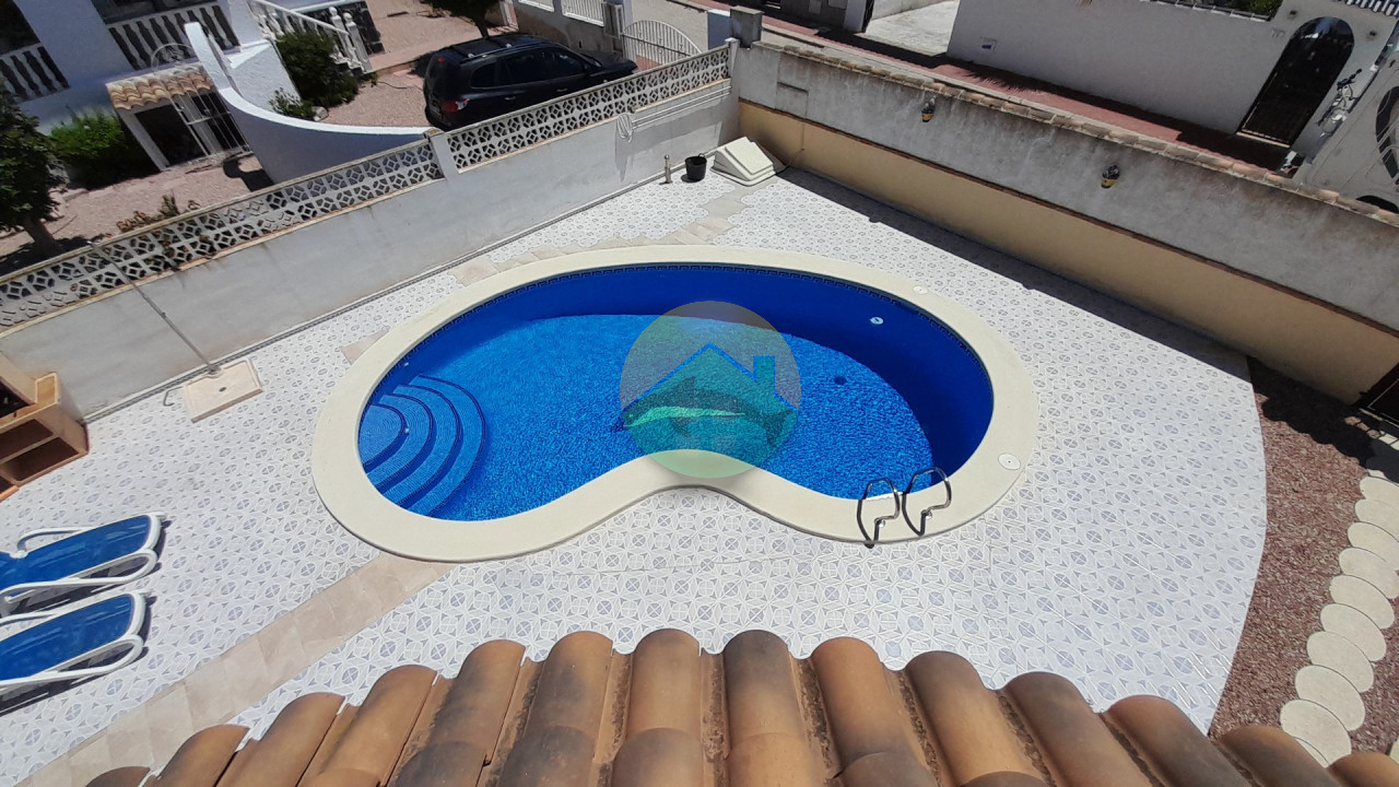 3 Bedroom Detached For Sale