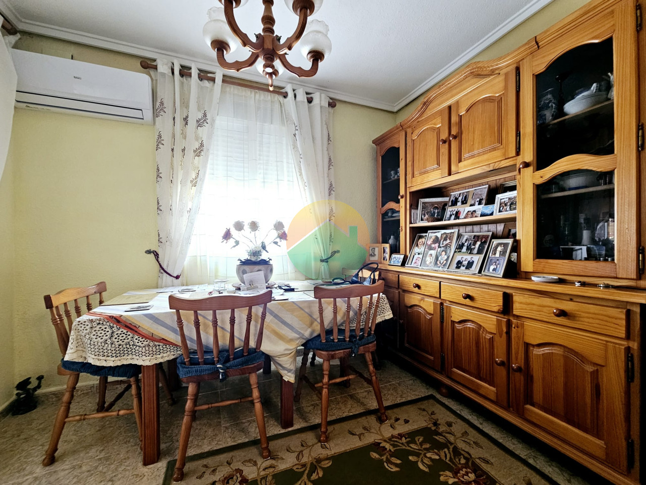 3 Bedroom Detached For Sale