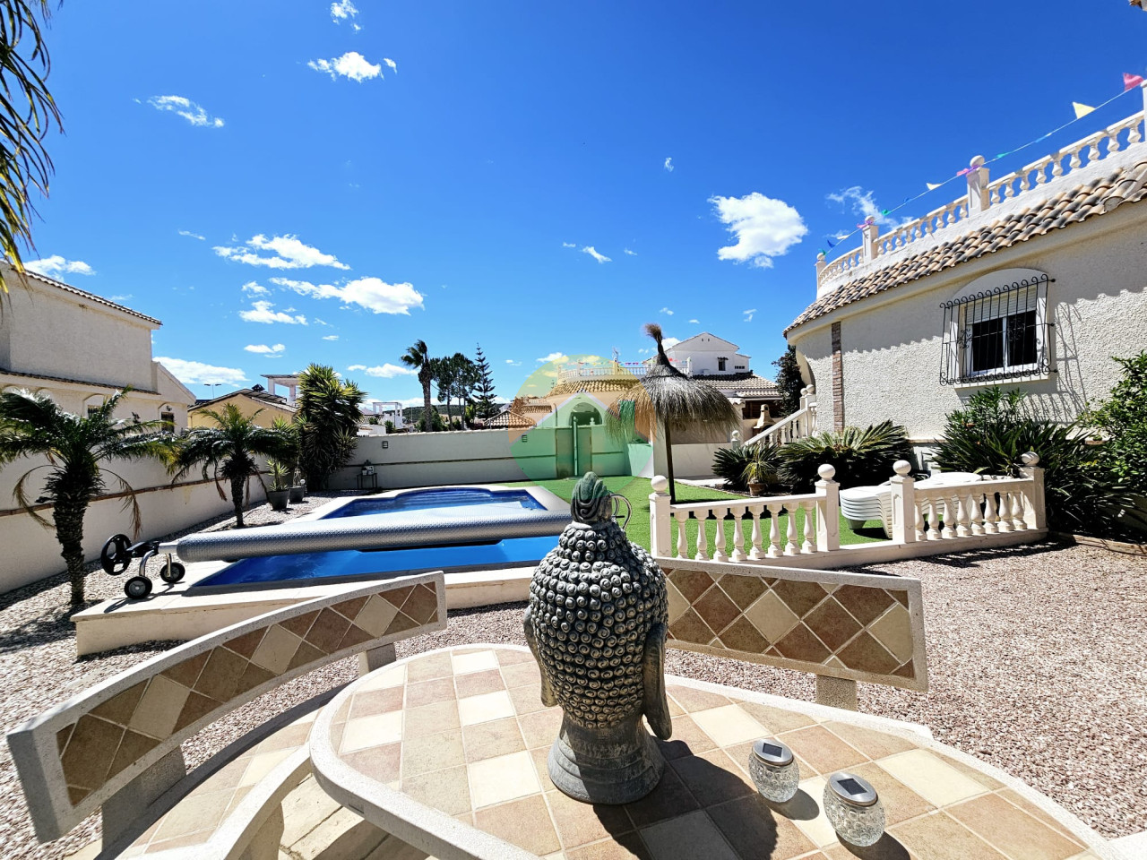 3 Bedroom Detached For Sale