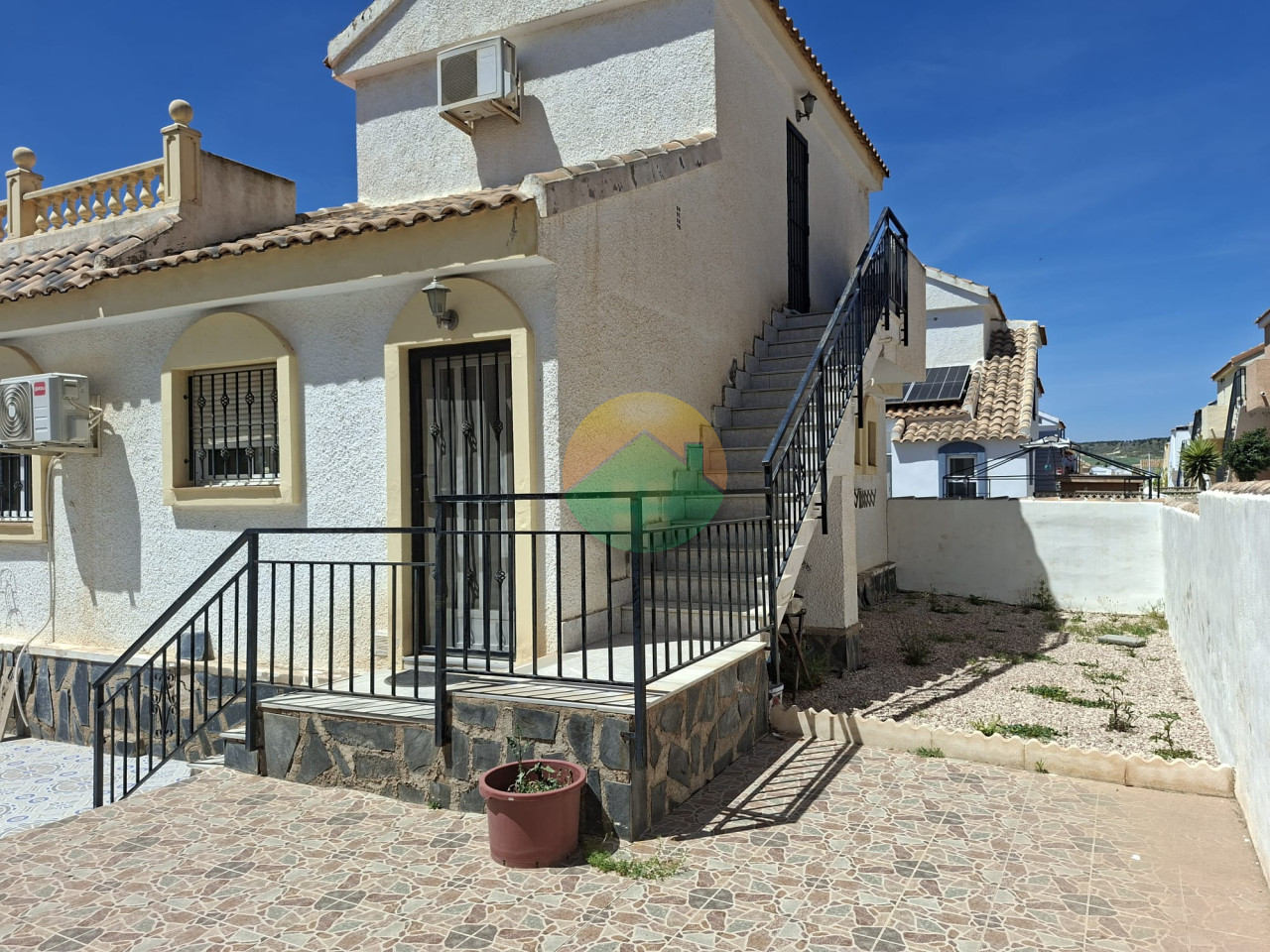 3 Bedroom Detached For Sale