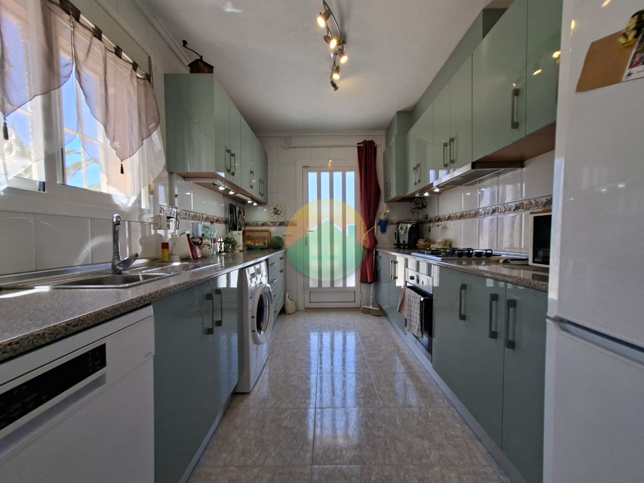 3 Bedroom Detached For Sale