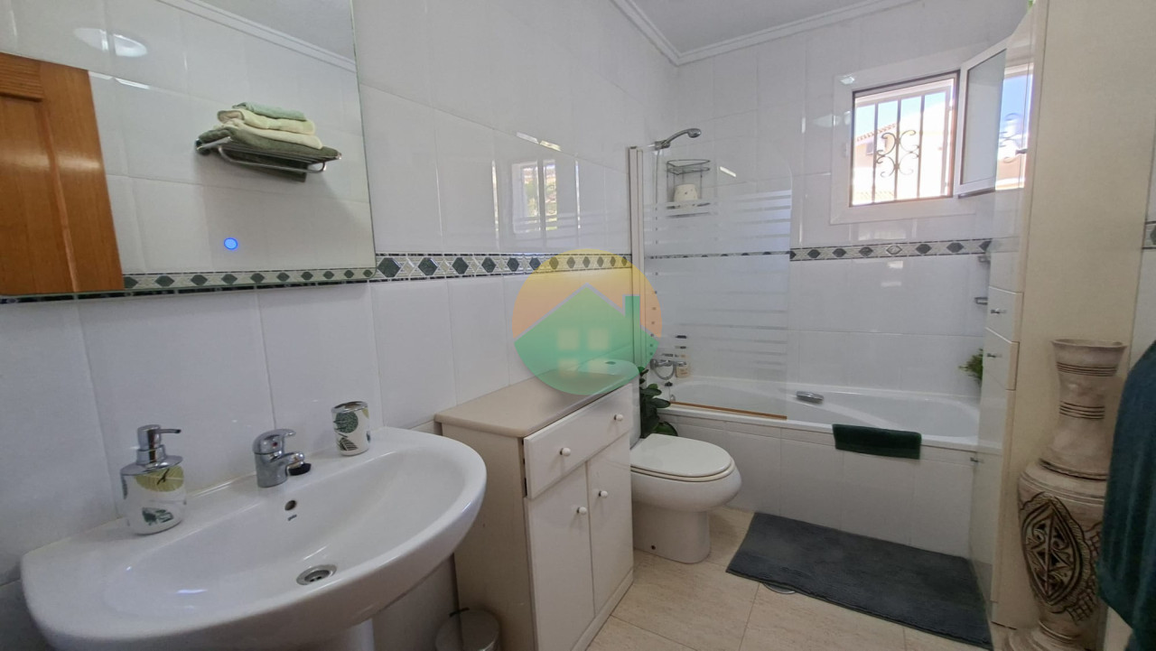 3 Bedroom Detached For Sale