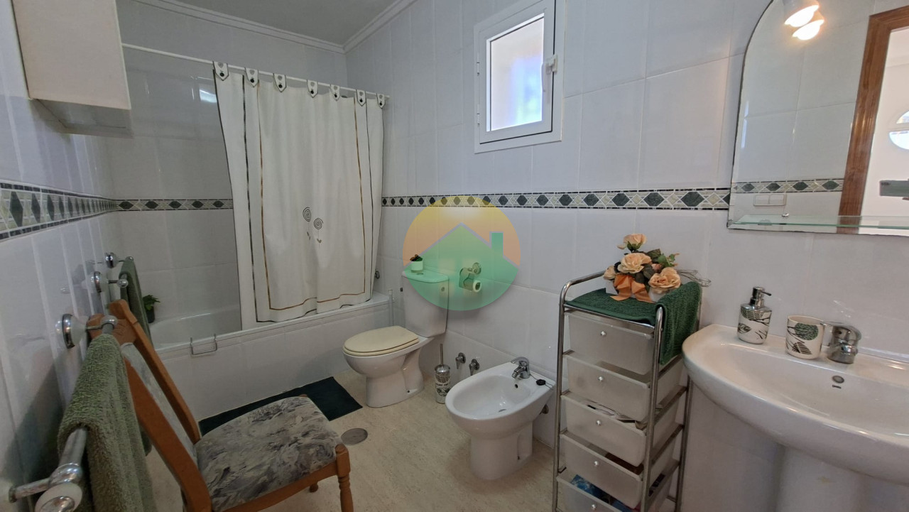 3 Bedroom Detached For Sale