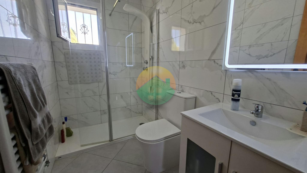 3 Bedroom Detached For Sale