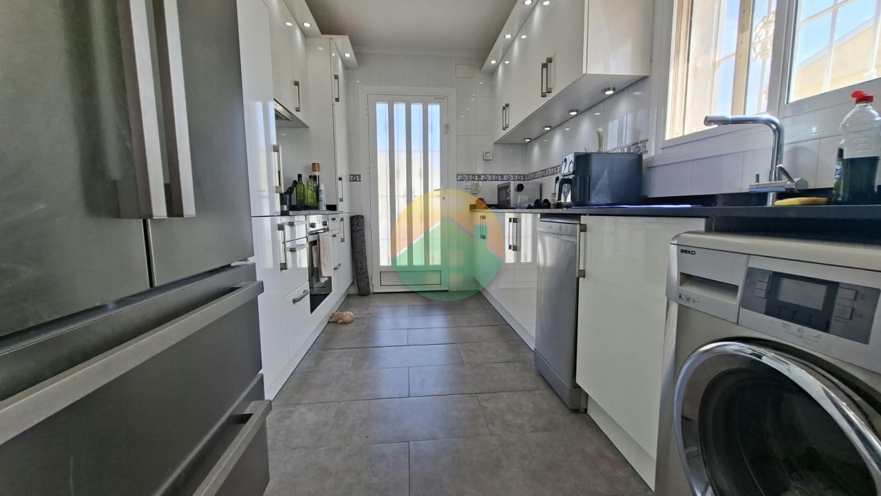 3 Bedroom Detached For Sale