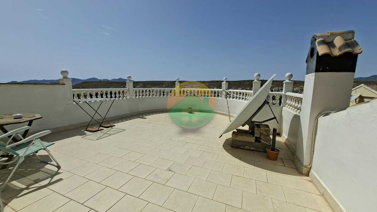 3 Bedroom Detached For Sale