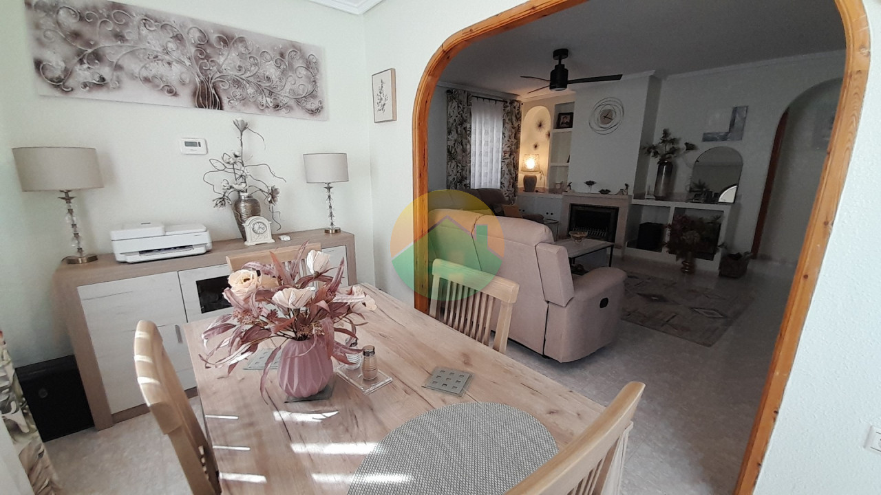 2 Bedroom Detached For sale