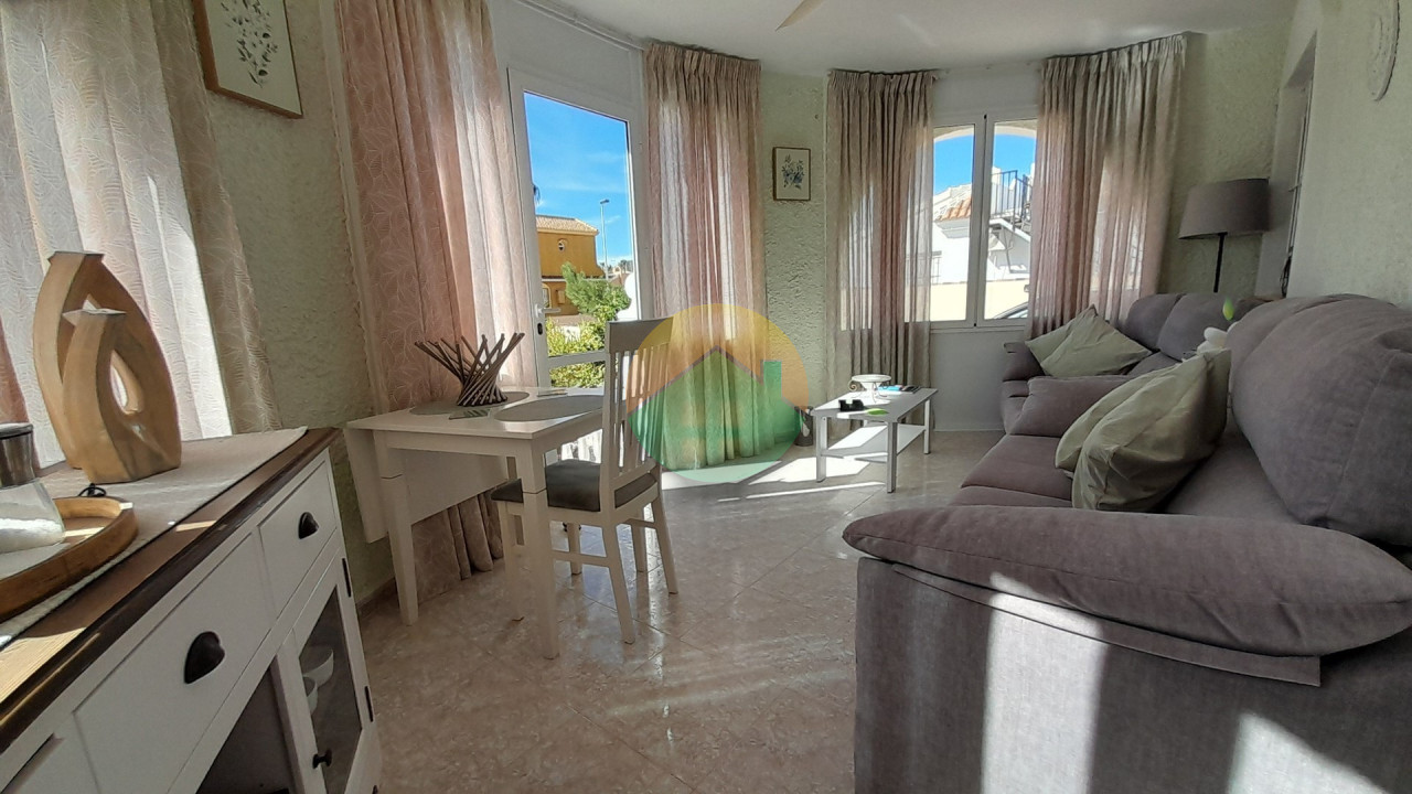 2 Bedroom Detached For sale