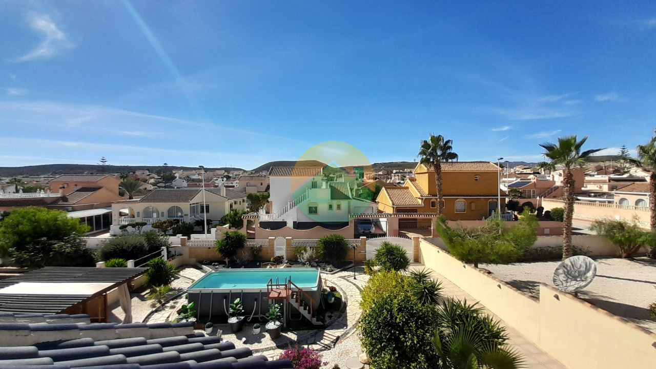 2 Bedroom Detached For sale
