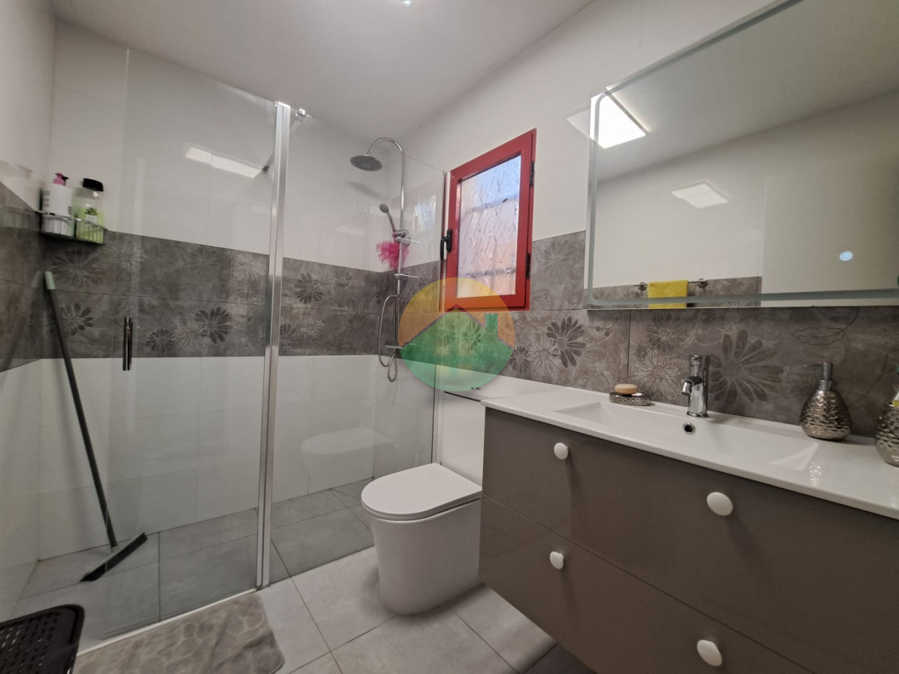 3 Bedroom Semi-Detached For Sale