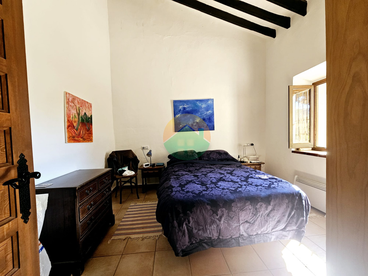 6 Bedroom Country House For Sale