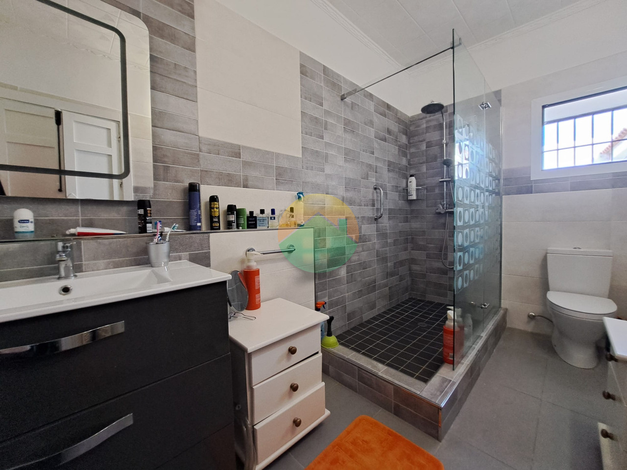 4 Bedroom Terraced For Sale