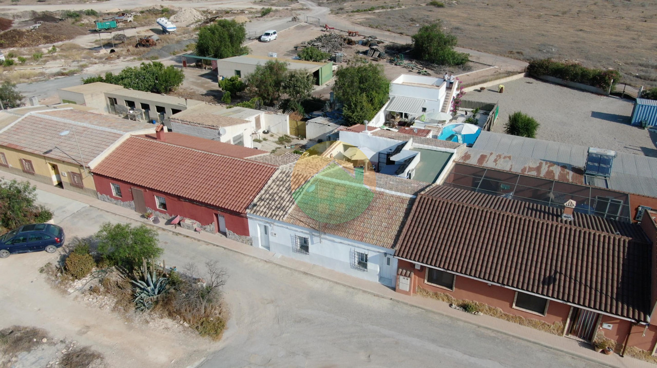 4 Bedroom Terraced For Sale