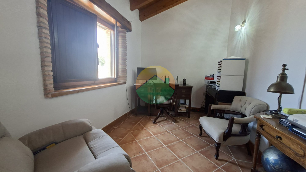 4 Bedroom Property For Sale