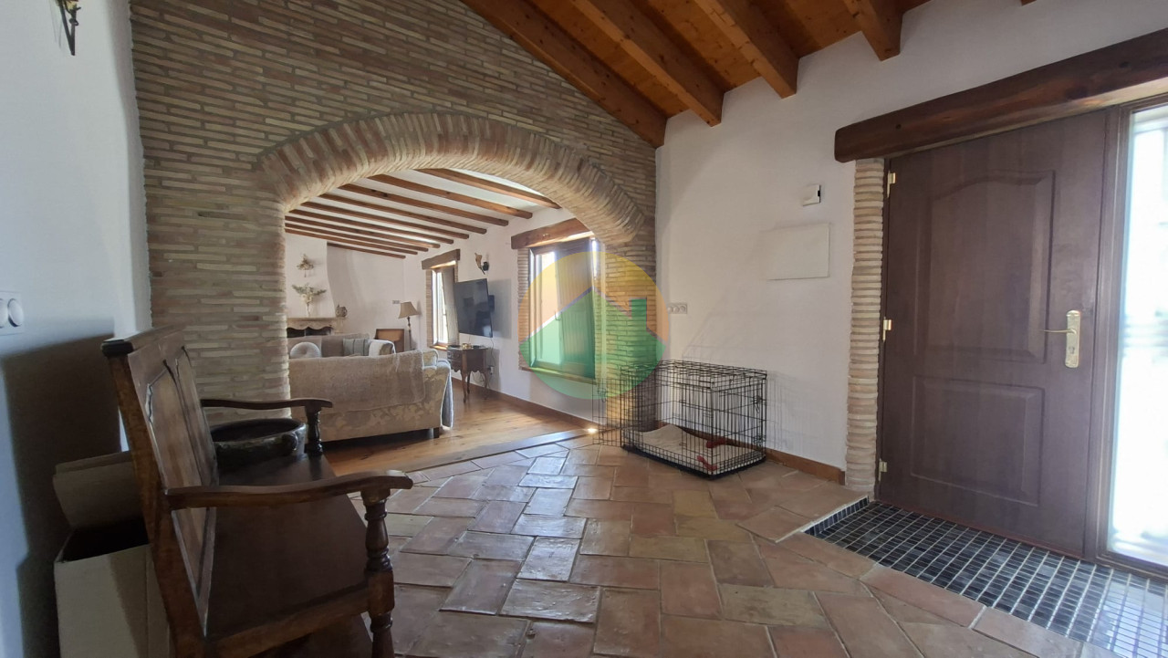 4 Bedroom Property For Sale