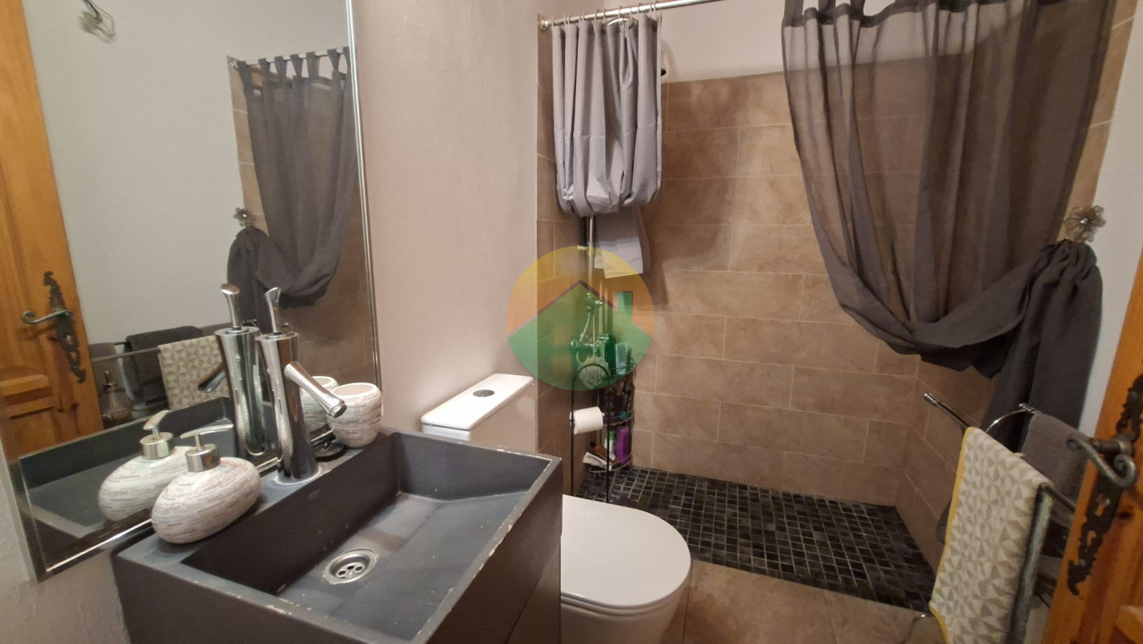 4 Bedroom Property For Sale
