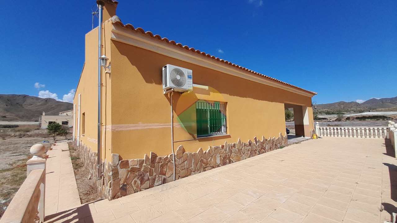 4 Bedroom Detached For Sale