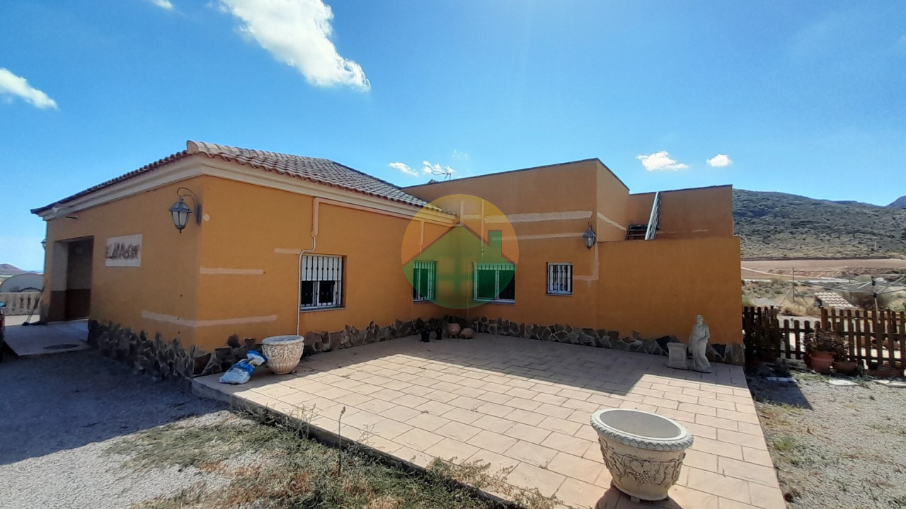 4 Bedroom Detached For Sale