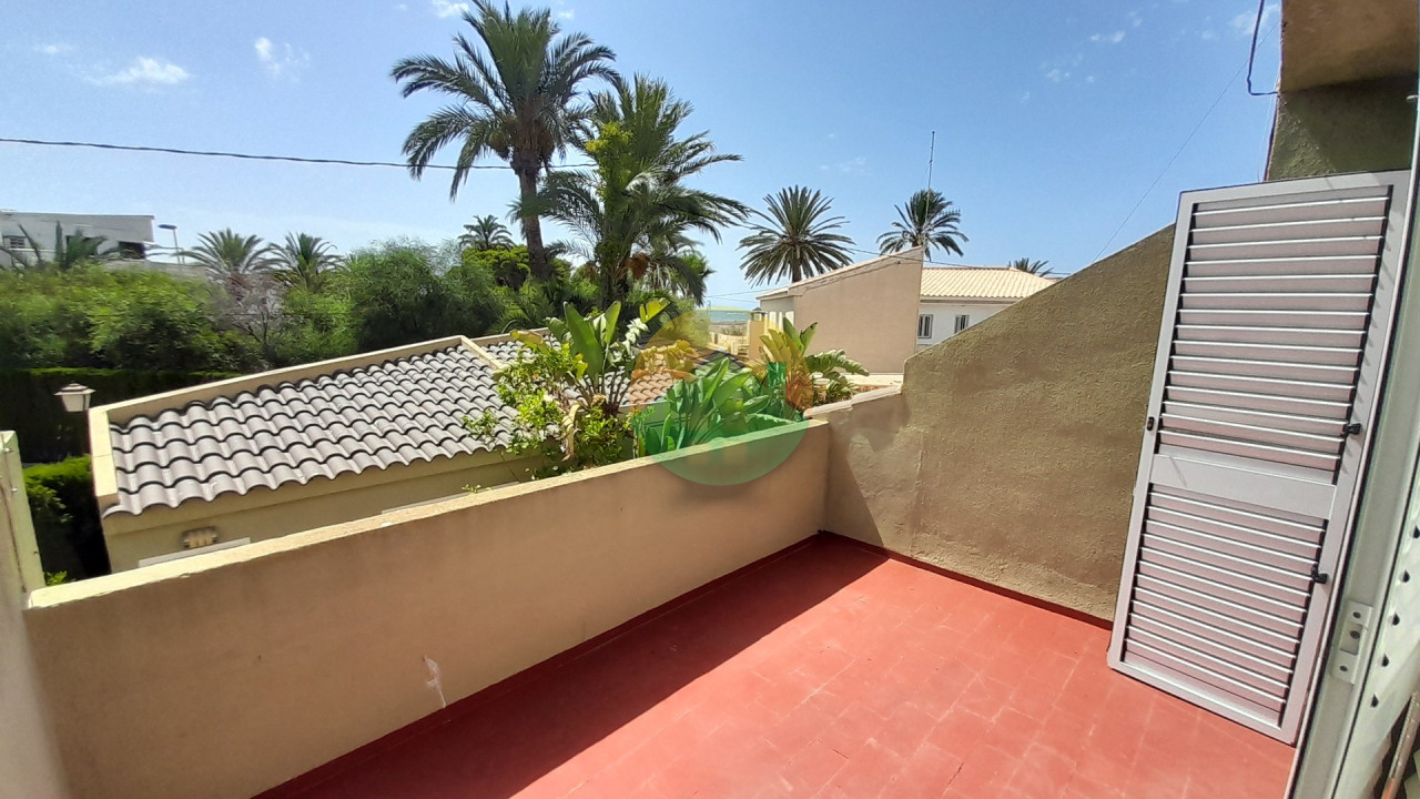 3 bedroom Terraced Duplex For Sale