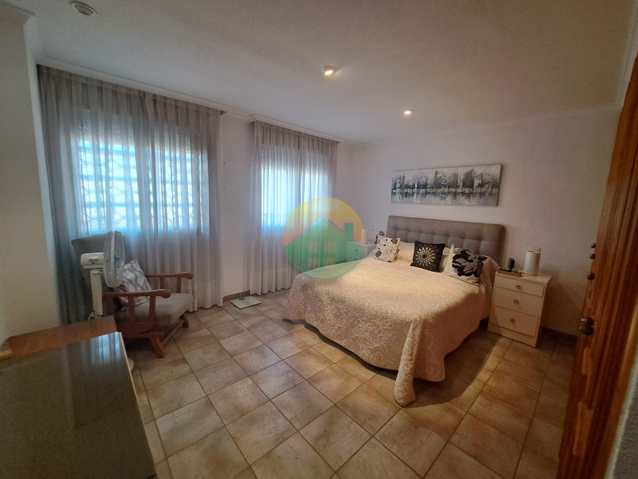 3 Bedroom Apartment For Sale