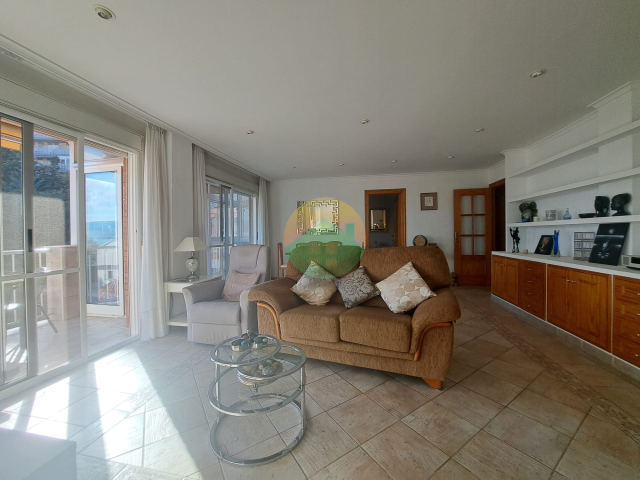 3 Bedroom Apartment For Sale