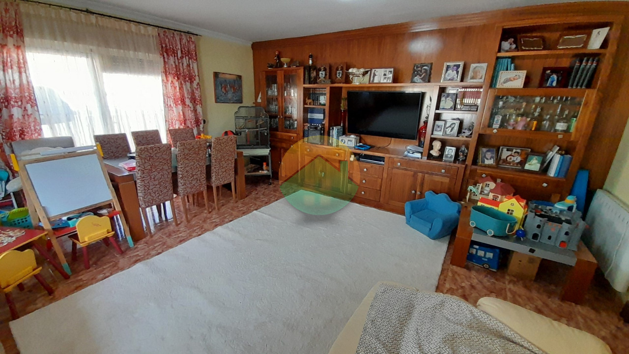 5 Bedroom Detached Villa For Sale