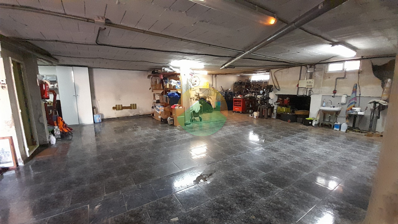 5 Bedroom Detached Villa For Sale