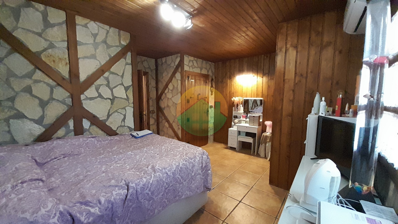 5 Bedroom Detached Villa For Sale