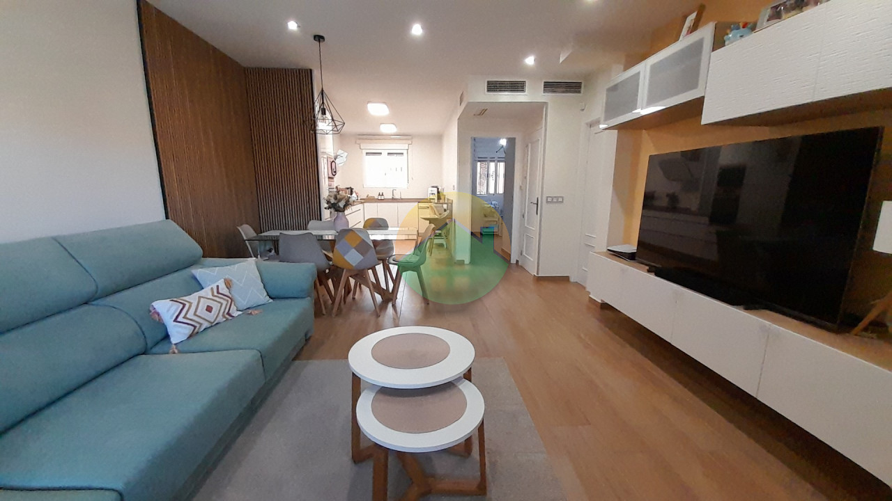 4 Bedroom Townhouse FOR SALE