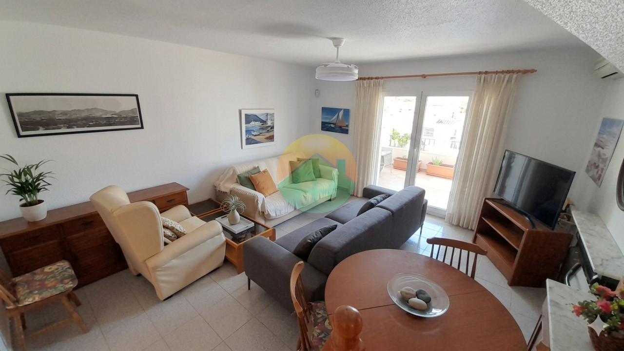4 Bedroom Semi-Detached For Sale