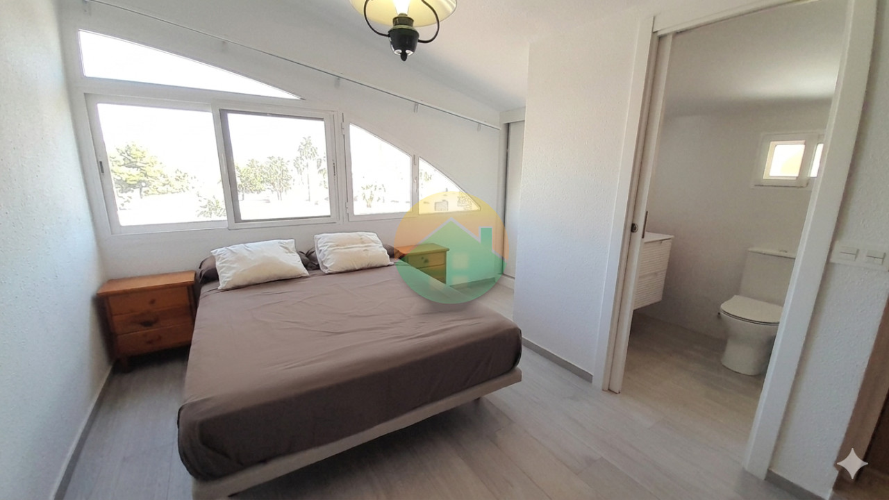 4 Bedroom Semi-Detached For Sale